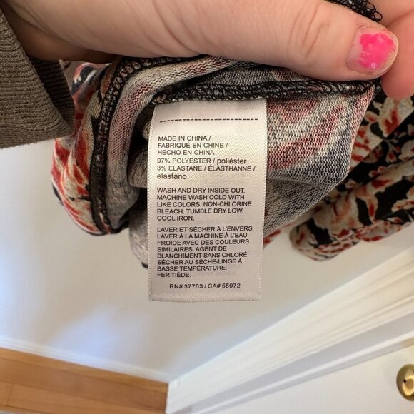 Ella Rafaella Pullover Sweater Long sleeve blouse black red size 3X NWT - Picture 9 of 9